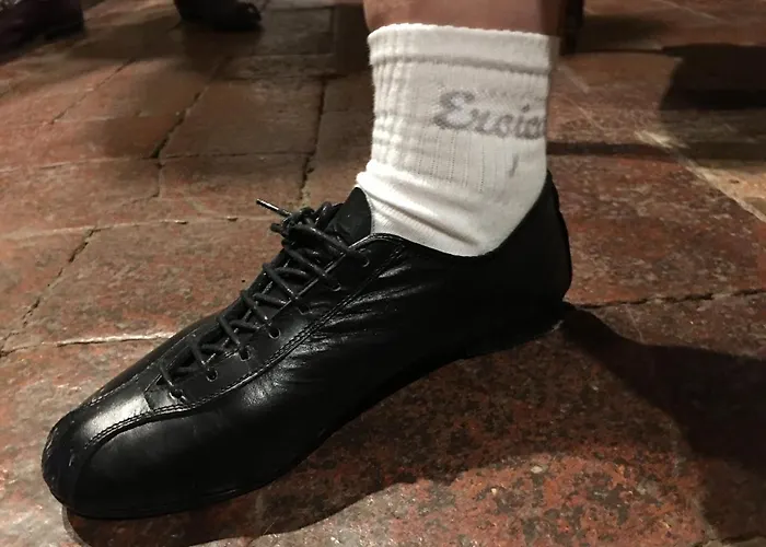 포데레 테레노 알라 델라 볼파이아 팜스테이 *